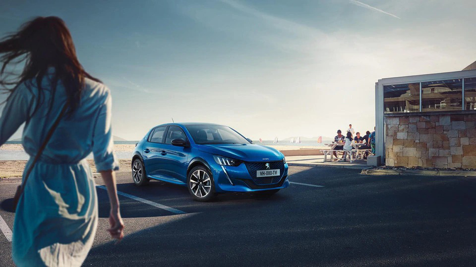 PEUGEOT 208 : THE POWER OF CHOICE